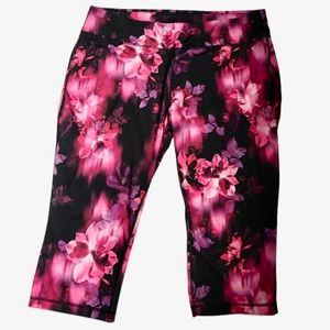 Danskin Now Capri Leggings